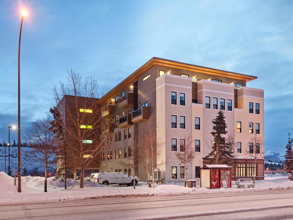 Raven Inn Whitehorse Esterno foto